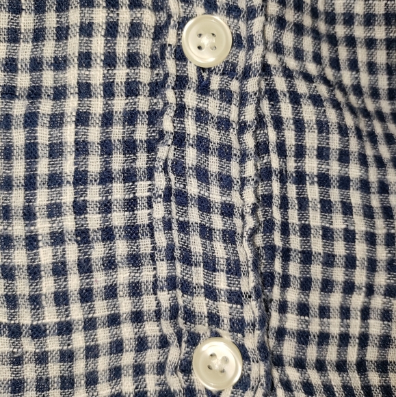 J. Crew | Boy Fit Gingham Long Sleeve Button Down Gauzy Shirt Size Medium - Picture 7 of 10